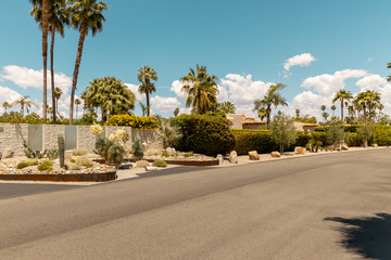 a street of palm spring 2