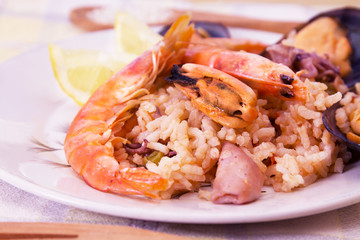 Tasty seafood dish – Paella a la marinera