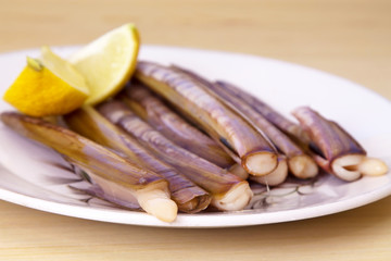 seafood, raw razors with lemon
