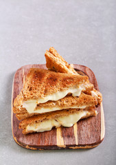 Grilled sandwich with melted cheese