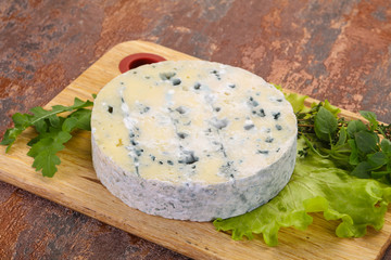 Round blue cheese