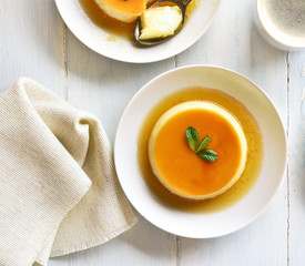 Caramel custard pudding
