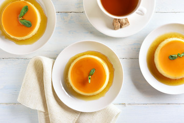Caramel custard pudding