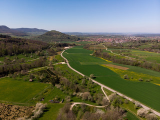 Landschaft im Frühjahr - Luftaufnahme