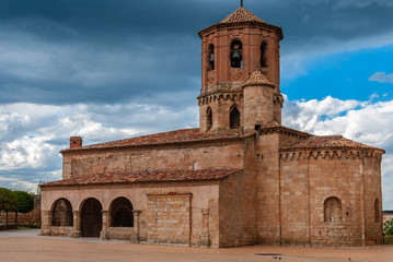 Fototapeta na wymiar Saint Michel's Church in Almazan Soria