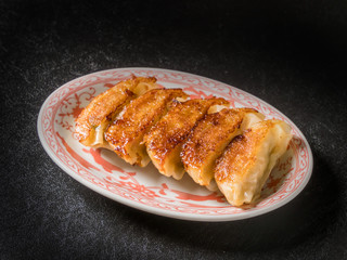 典型的な中華料理　typical Chinese cuisine (dumplings, etc)