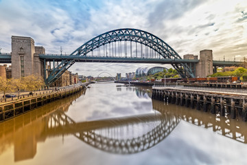 Obraz premium The Tyne Bridge in Newcastle upon Tyne in Great Britain