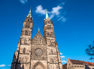 Fototapeta premium Lorenzkirche in Nürnberg Mittelfranken