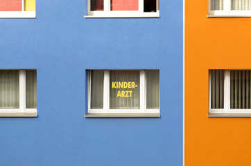 Kinderarzt, Arztpraxis, Schild