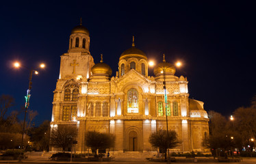 Fototapeta na wymiar Orthodox cathedral of Assumption of the Virgin Mary at night, Varna, Bulgaria.