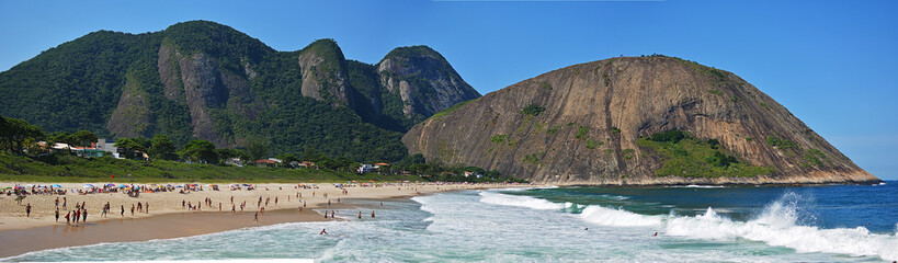 Itacoatiara beach