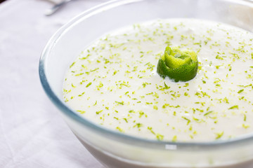 Lime mousse 