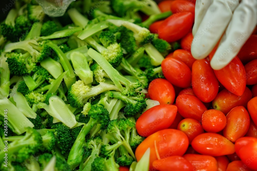 Wall mural fresh vegetables on a plate