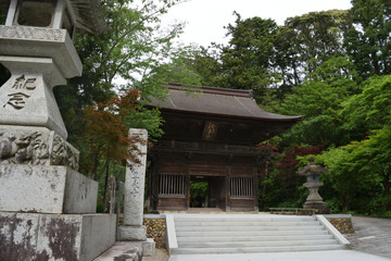 法多山　門