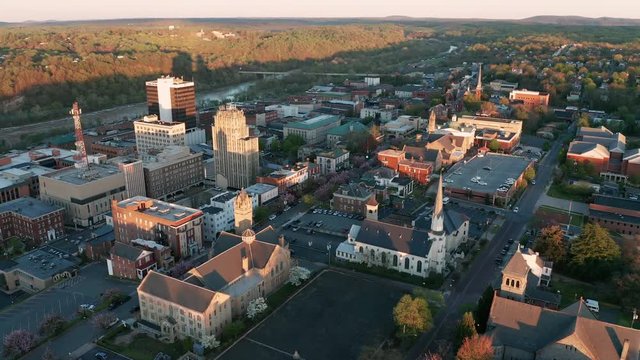 The Rising Sun Begins To Light Up Downtown Lynchburg Virginia