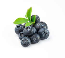 Owoce borówki z liśćmi blueberry