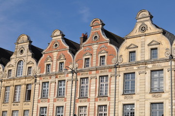 Fototapeta premium La place des Héros à Arras et ses façades baroques.