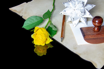 Kalligraphie Set mit gelber Rose