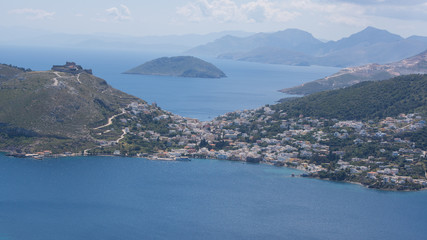 Obraz premium Panorama de l'ile de Leros en grece ile du dodecanèse
