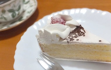 Short cake and black coffee