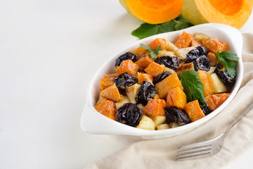 delicious easy to make side dishes pictures of slow cooking food (pumpkin, vegetables, prunes, apples, potatoes)