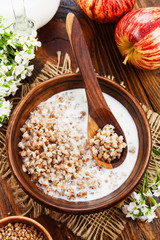 Buckwheat porridge with milk i