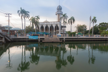 An Ia Ti Som Mosque in Bangkok , Thailand