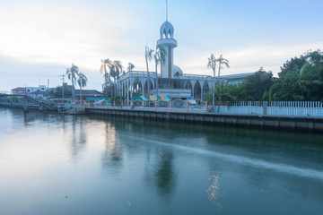 Fototapeta na wymiar An Ia Ti Som Mosque in Bangkok , Thailand