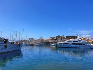 Fototapeta na wymiar Boats in Cannes