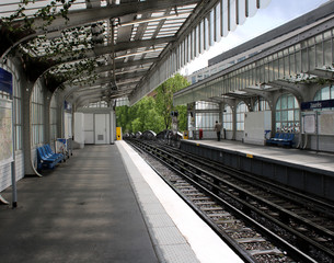 Fototapeta na wymiar Paris - Station de Métro