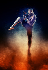 Obraz premium MMA male fighter jumping – Image
