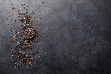 Mix of herbal and fruit dry teas