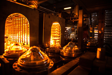 The pre-heat process of plastic bottle and conveyor belt 