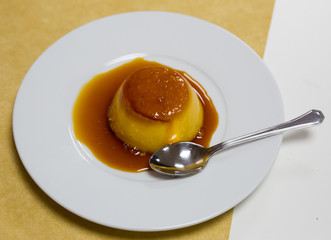 Flan &mdash; typical catalan dessert of Catalonia