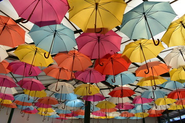 Fototapeta na wymiar seamless pattern with umbrellas