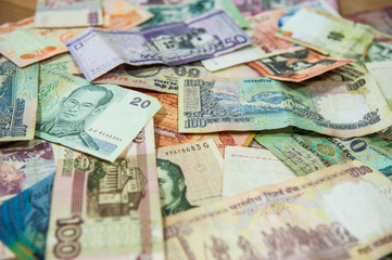 International banknotes from this world