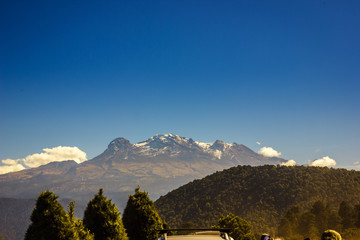 Iztacc&iacute;huatl