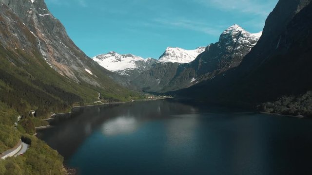 A droneshot of a norwegian fjord