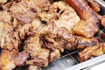 Roasted pork is delicious at street food