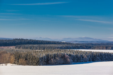 Jahreszeit Winter Blick zum Brocken