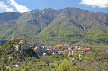 Fototapeta na wymiar The village of Quaglietta, in the mountains of southern Italy