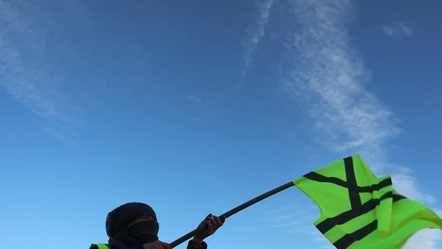 Yellow vests protest against higher fuel prices