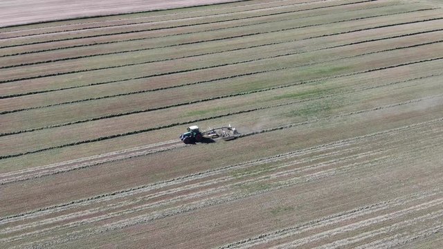 A tractor in the countryside1
