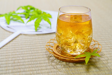 冷たい麦茶
