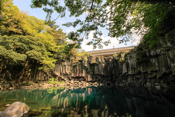 Fototapeta na wymiar Cheonjeyeon Falls