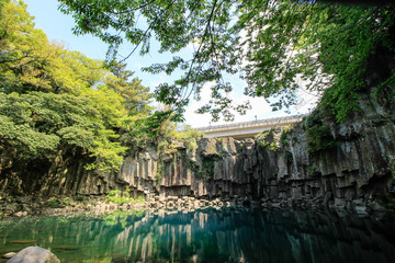 Fototapeta na wymiar Cheonjeyeon Falls