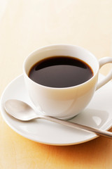 コーヒー　Coffee cup on wooden background
