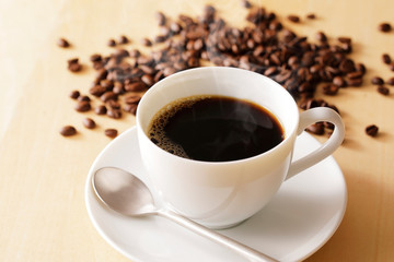コーヒー　Coffee cup on wooden background