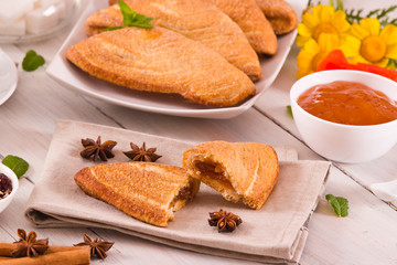 Florentines sweet puff pastries. 