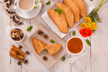 Florentines sweet puff pastries. 